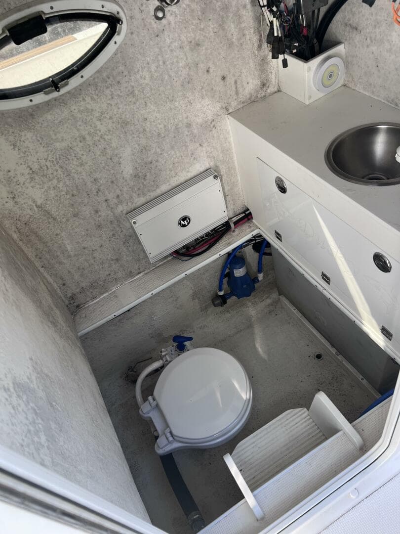 2022 Dusky 278 CENTER CONSOLE