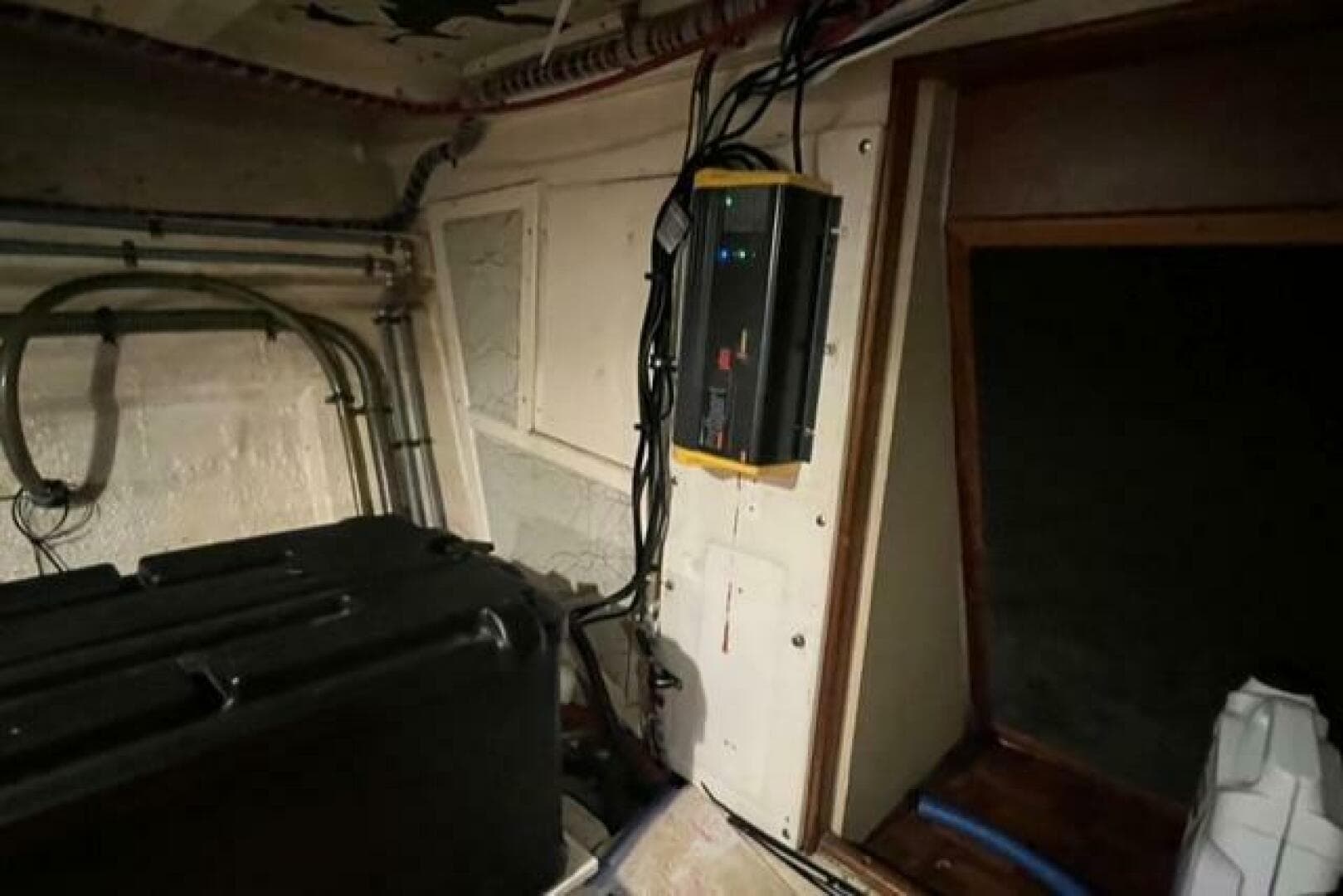 1987 Grand Banks 42 Classic Trawler (Hull #1002)