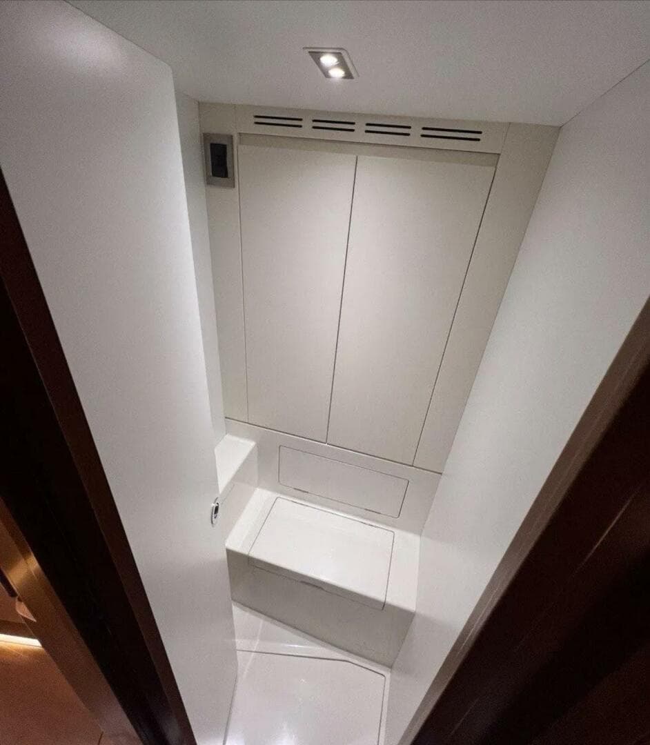 2016 Ice Yachts 62 evo