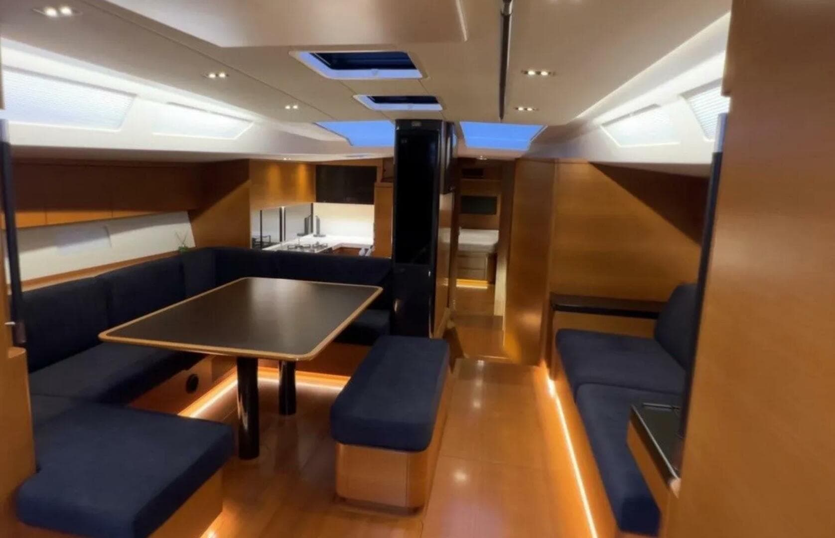 2016 Ice Yachts 62 evo