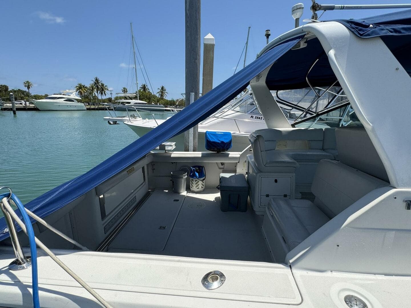 2000 Tiara Yachts 3100 Open