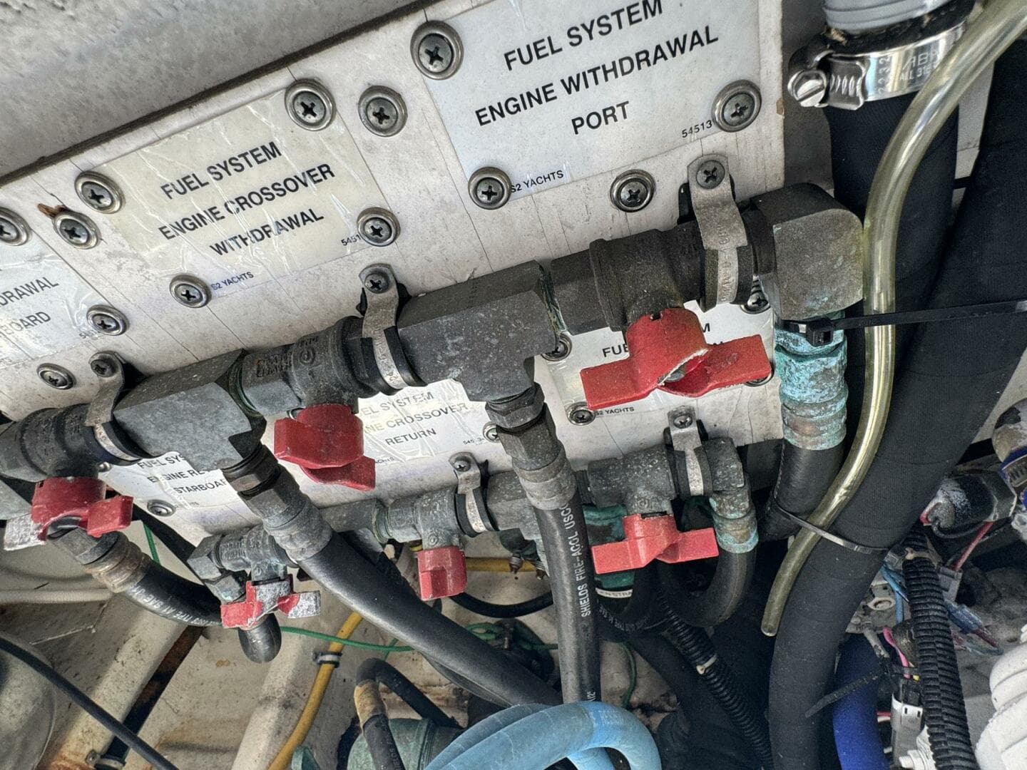 2000 Tiara Yachts 3100 Open