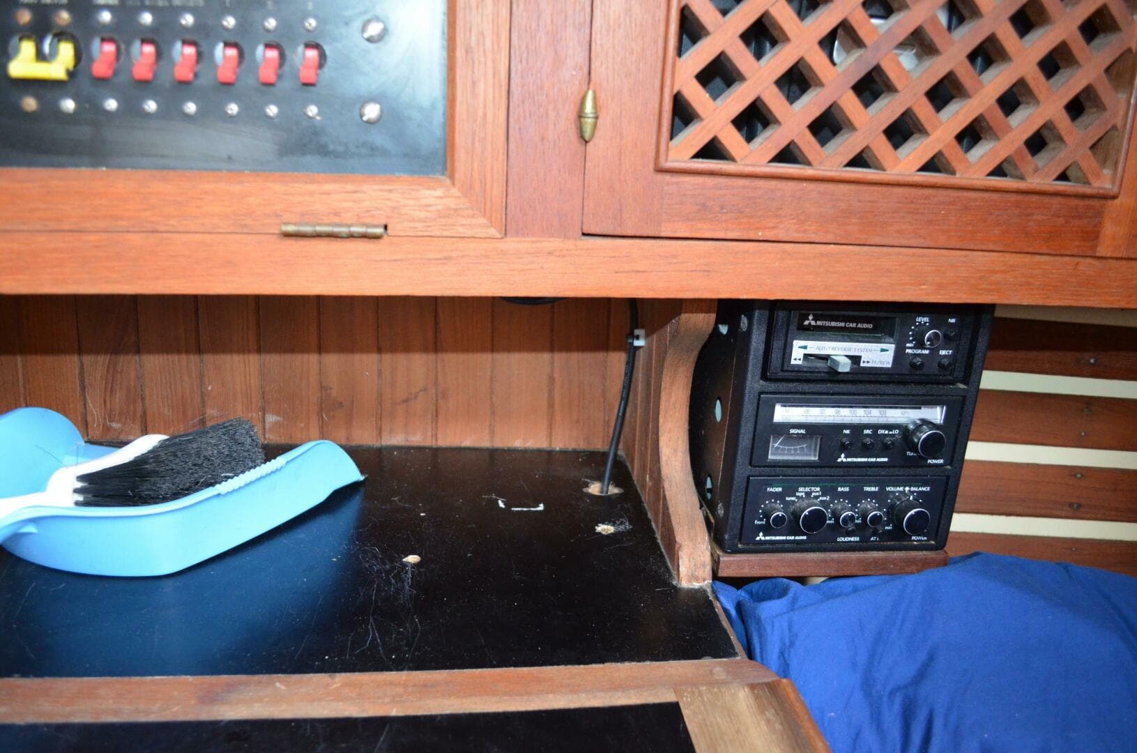 1982 Young Sun Cutter