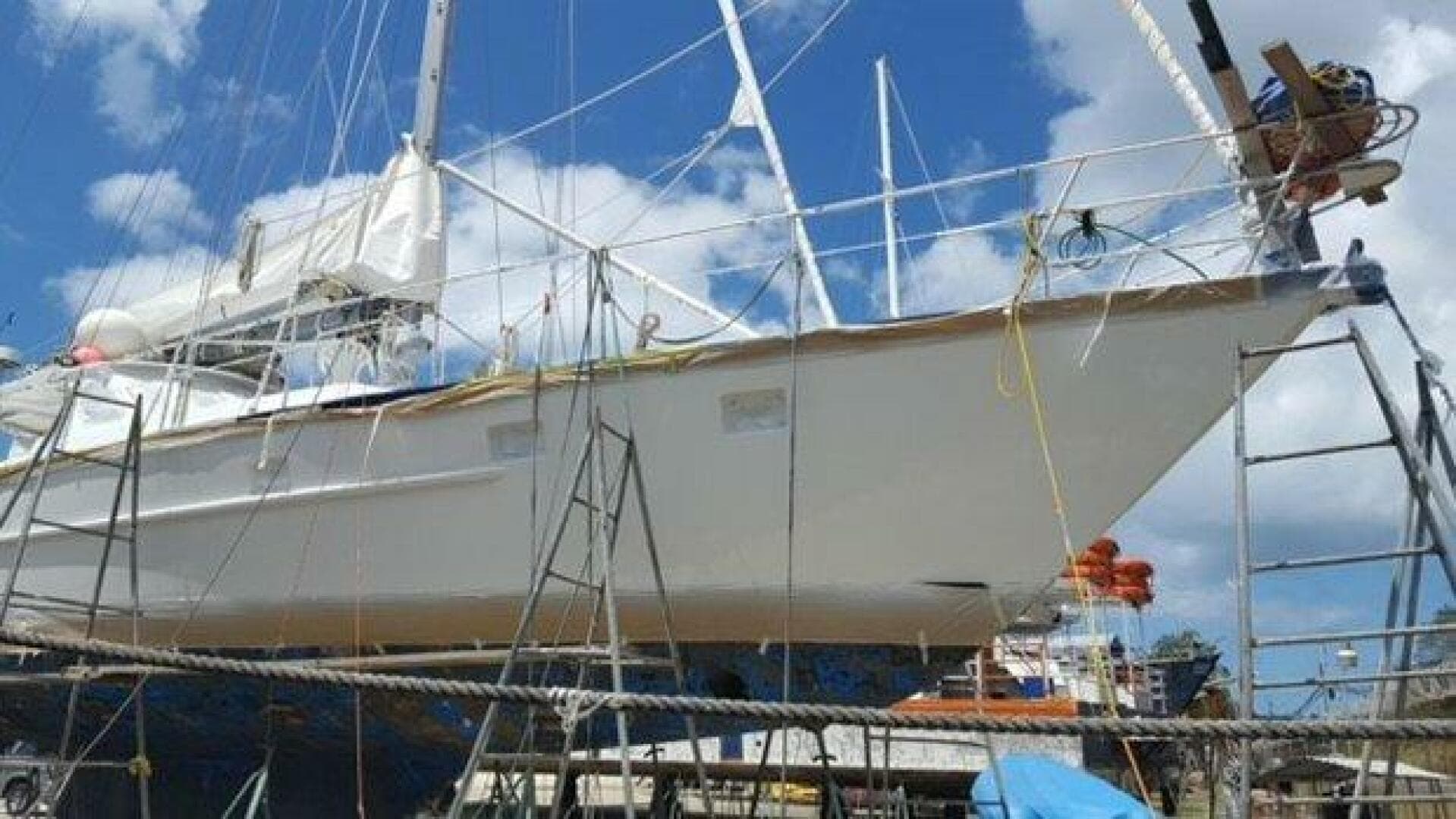 1990 Canadian Sailcraft TDM OFFSHORE