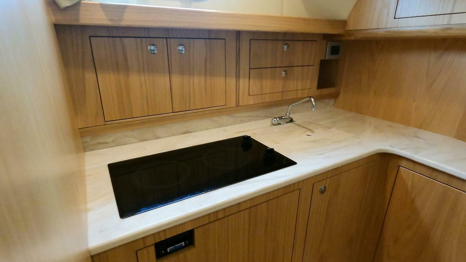 2023 Fratelli Aprea Sorrento Cabinatto 32