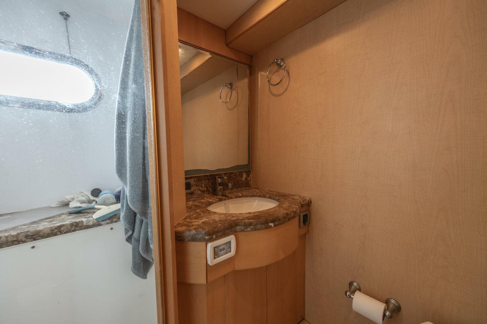 2001 Grand Harbour 76