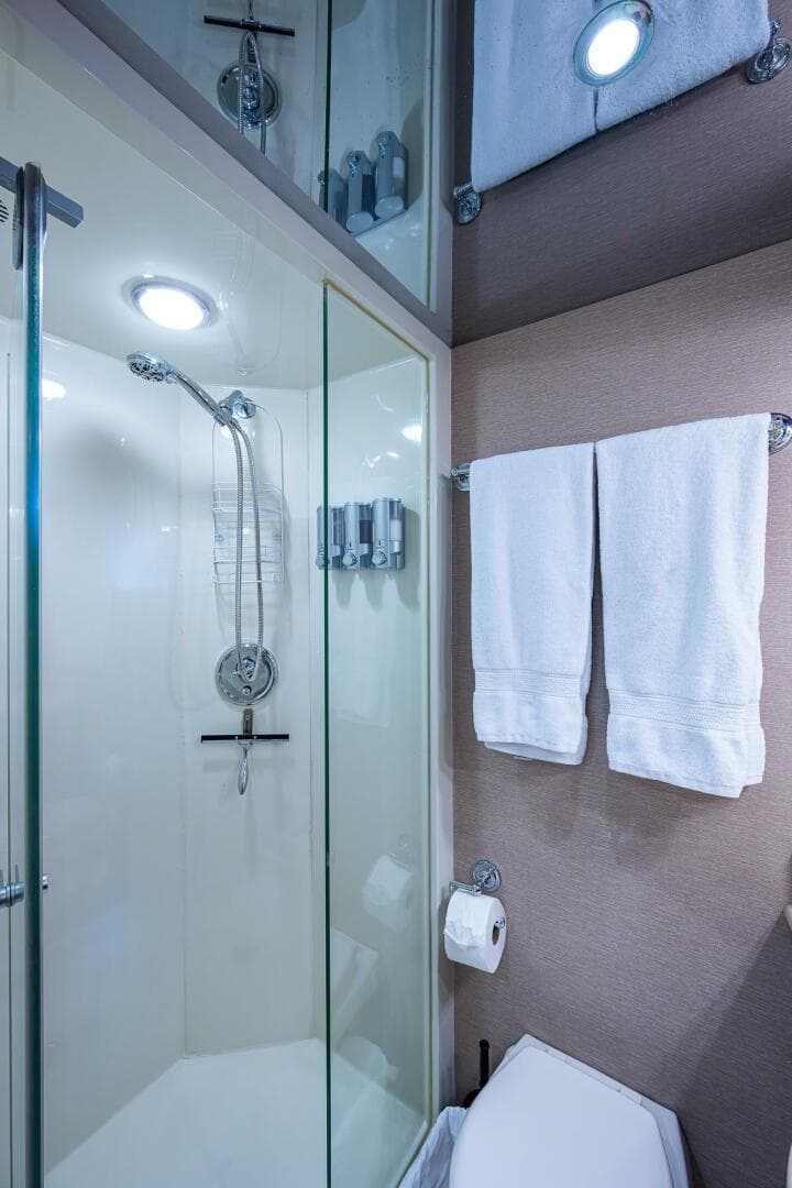 2007 Cheoy Lee Bravo