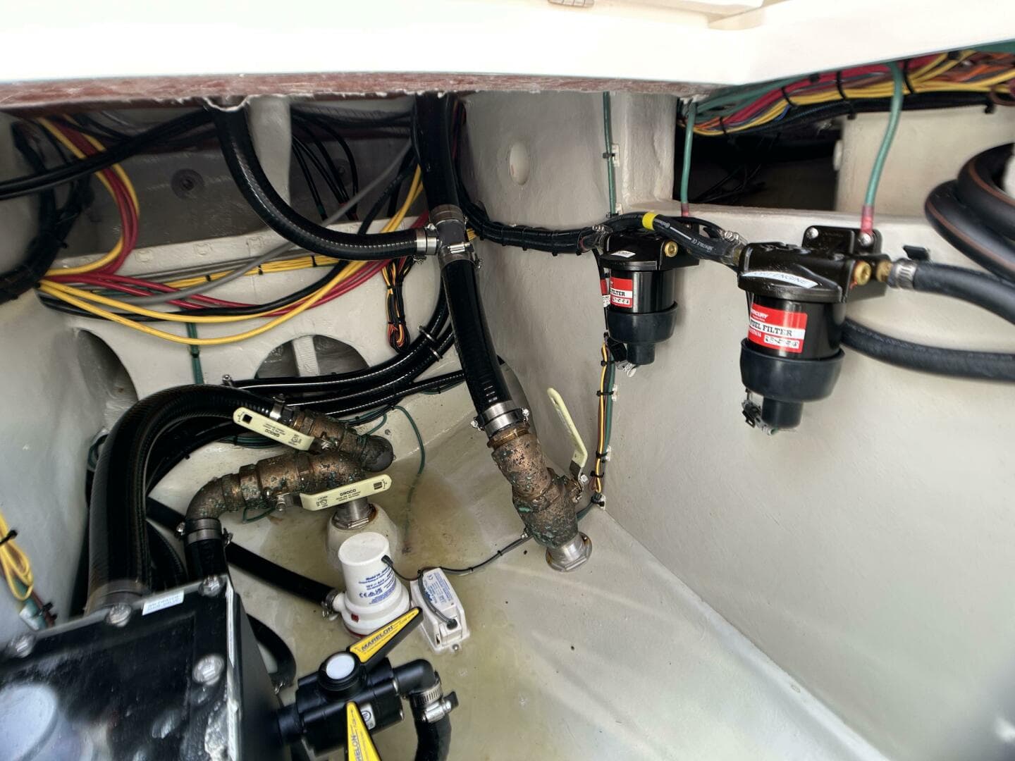 2022 SeaVee 390z Center Console