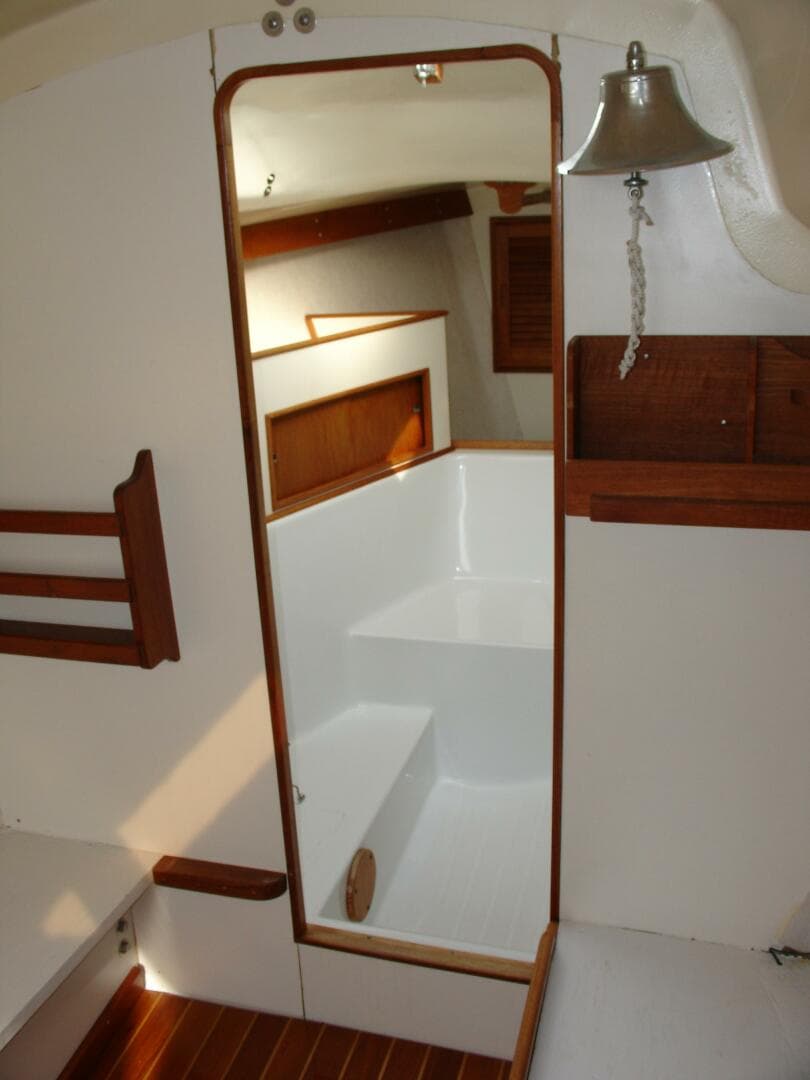 1980 Chrysler Super 27