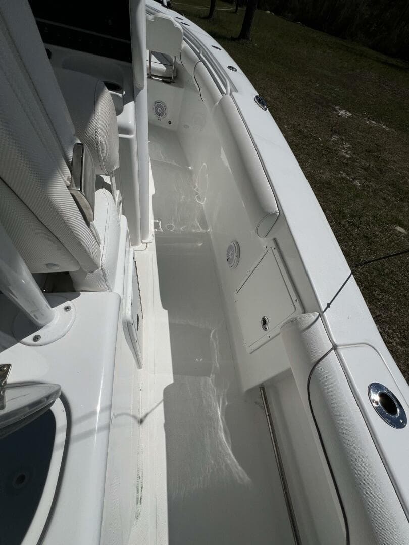 2018 Sea Hunt 30 Game Fish