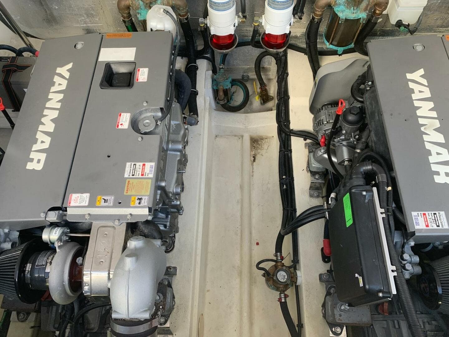 2016 Mainship M34 Pilot