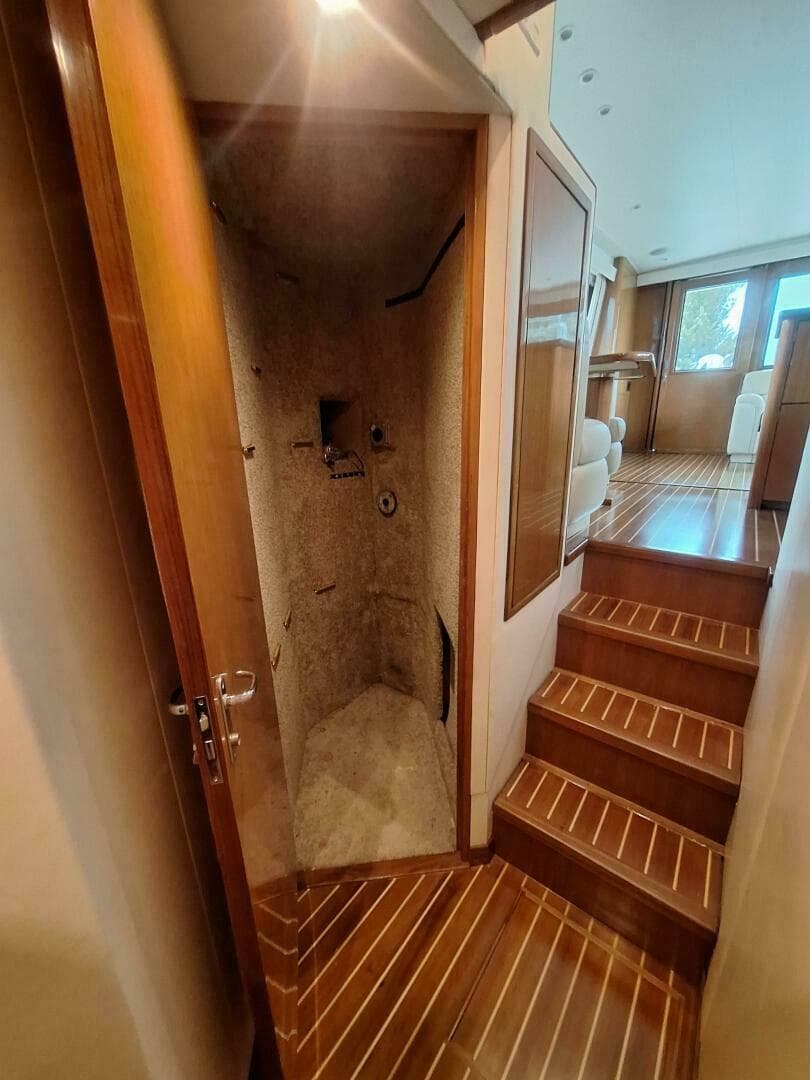 2000 Viking 55 Convertible