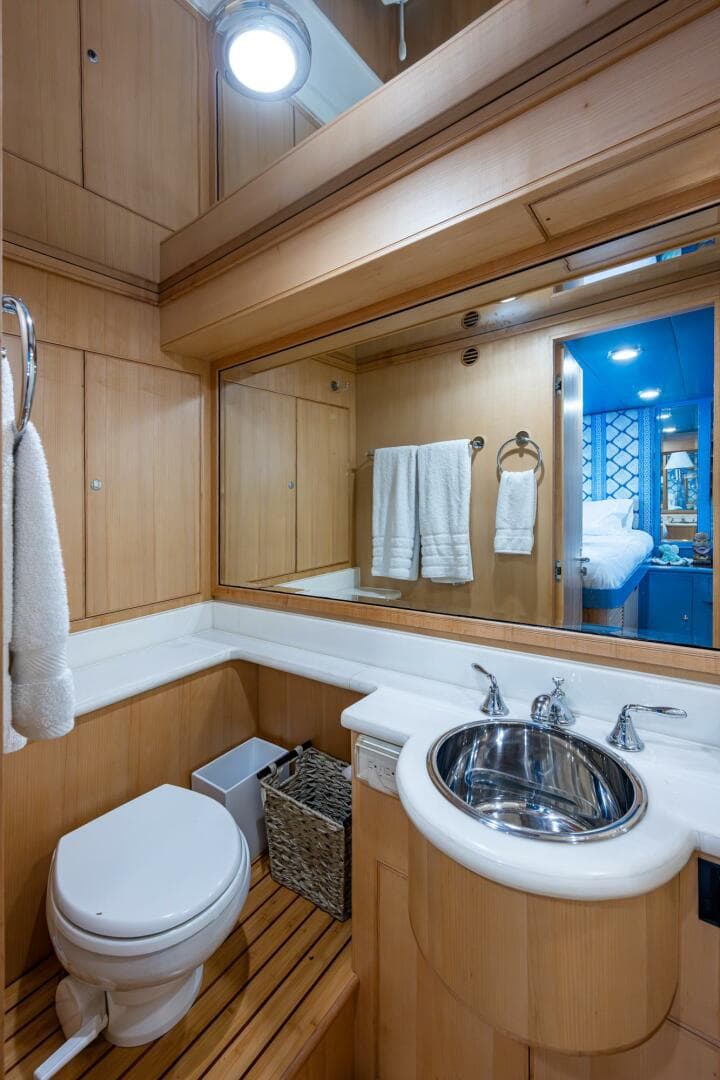 2013 Marlow Explorer Enclosed Bridge (CB)