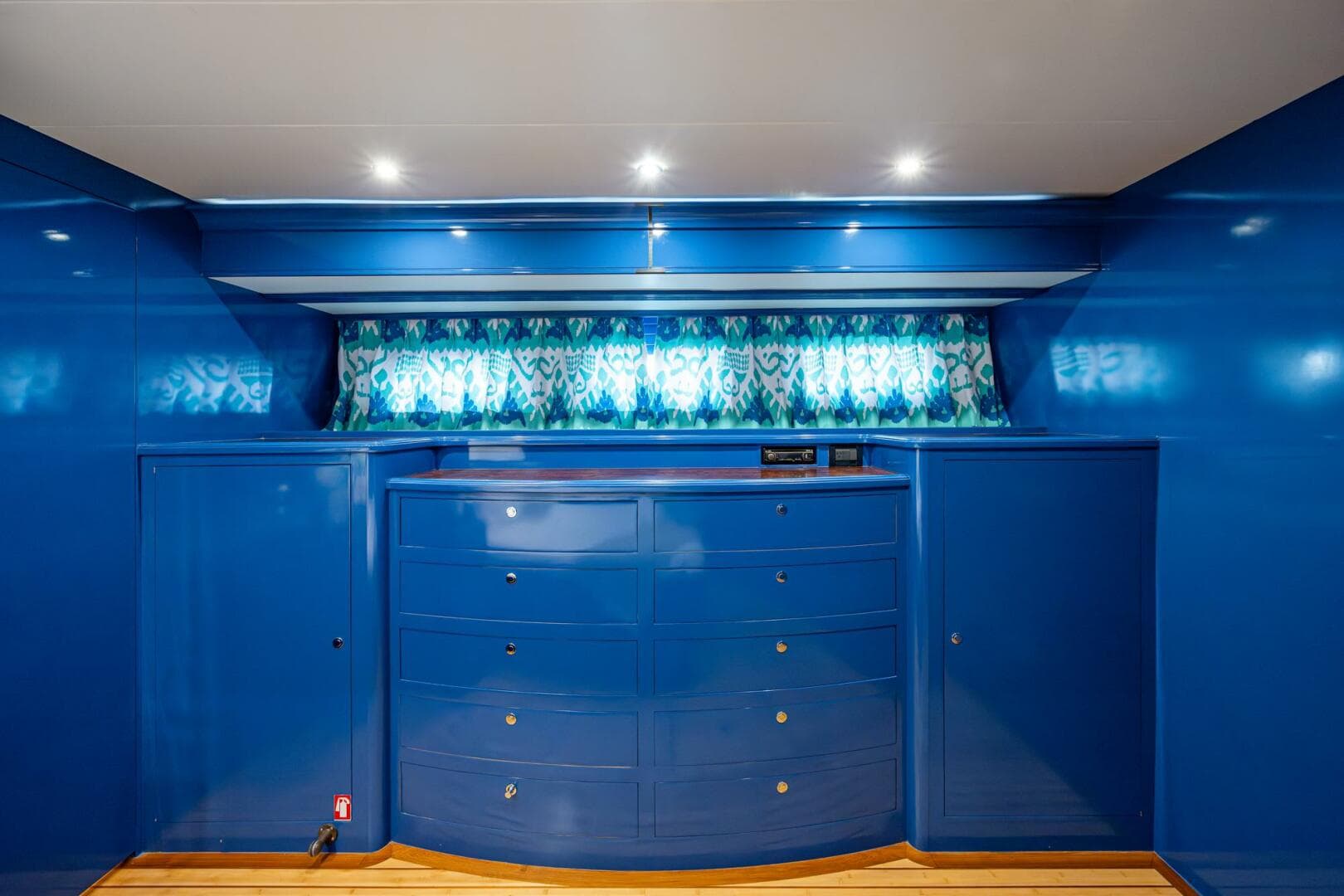 2013 Marlow Explorer Enclosed Bridge (CB)