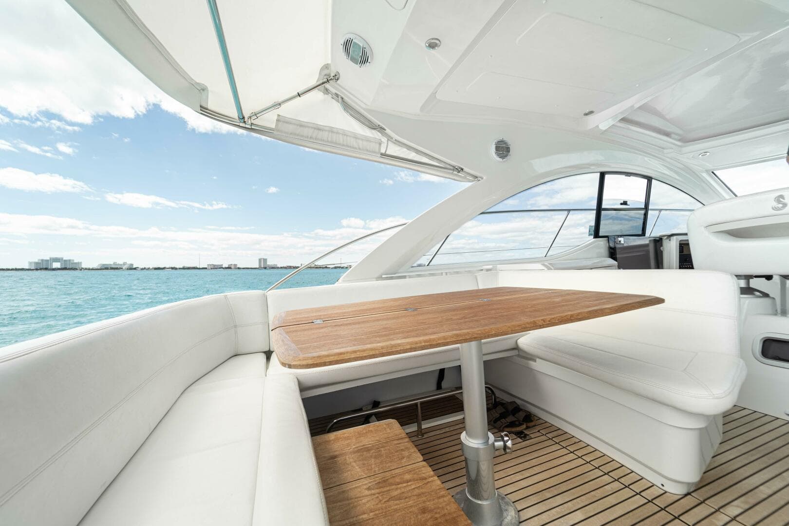 2015 Beneteau Gran Turismo 38