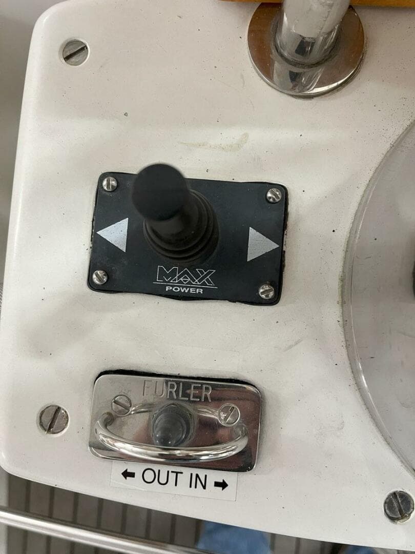 2001 Hinckley Sou'wester 59 CC Sloop