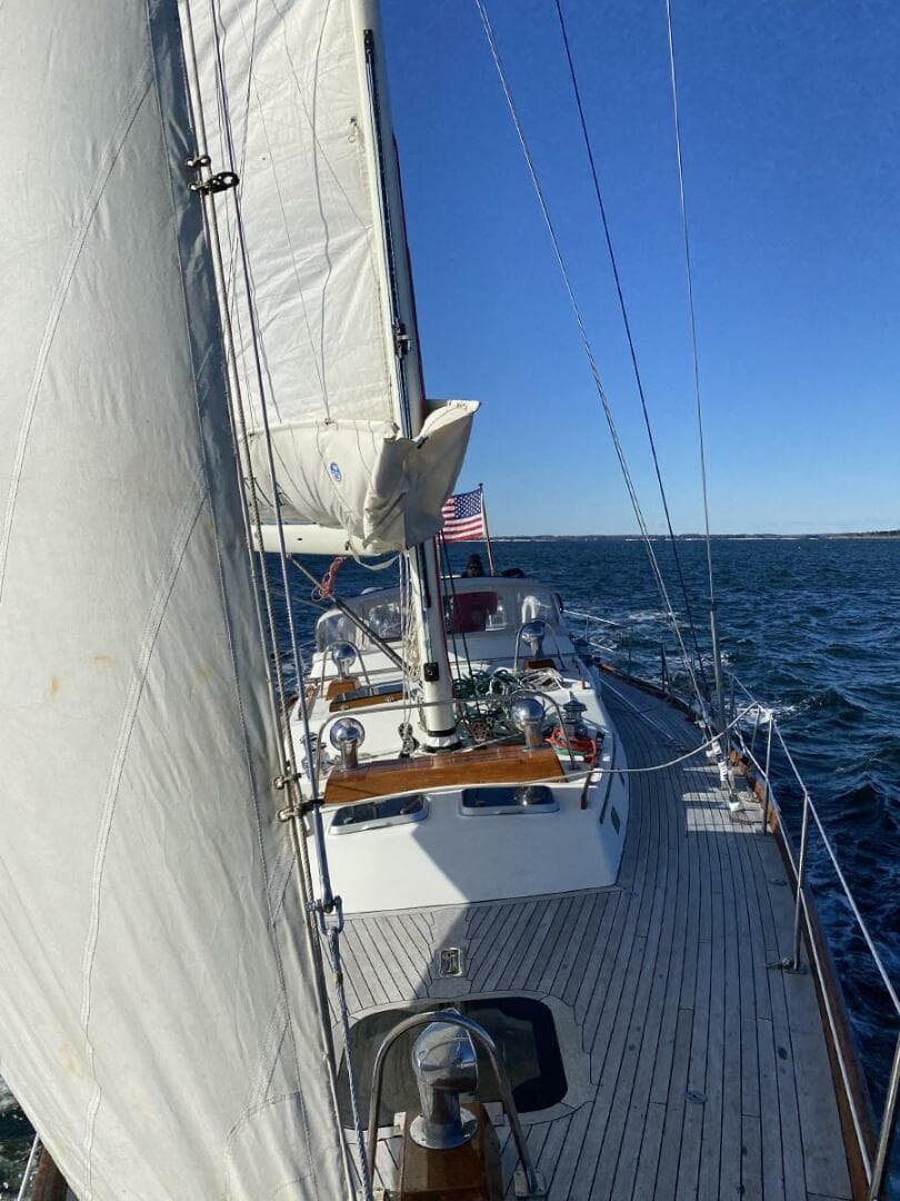 2001 Hinckley Sou'wester 59 CC Sloop