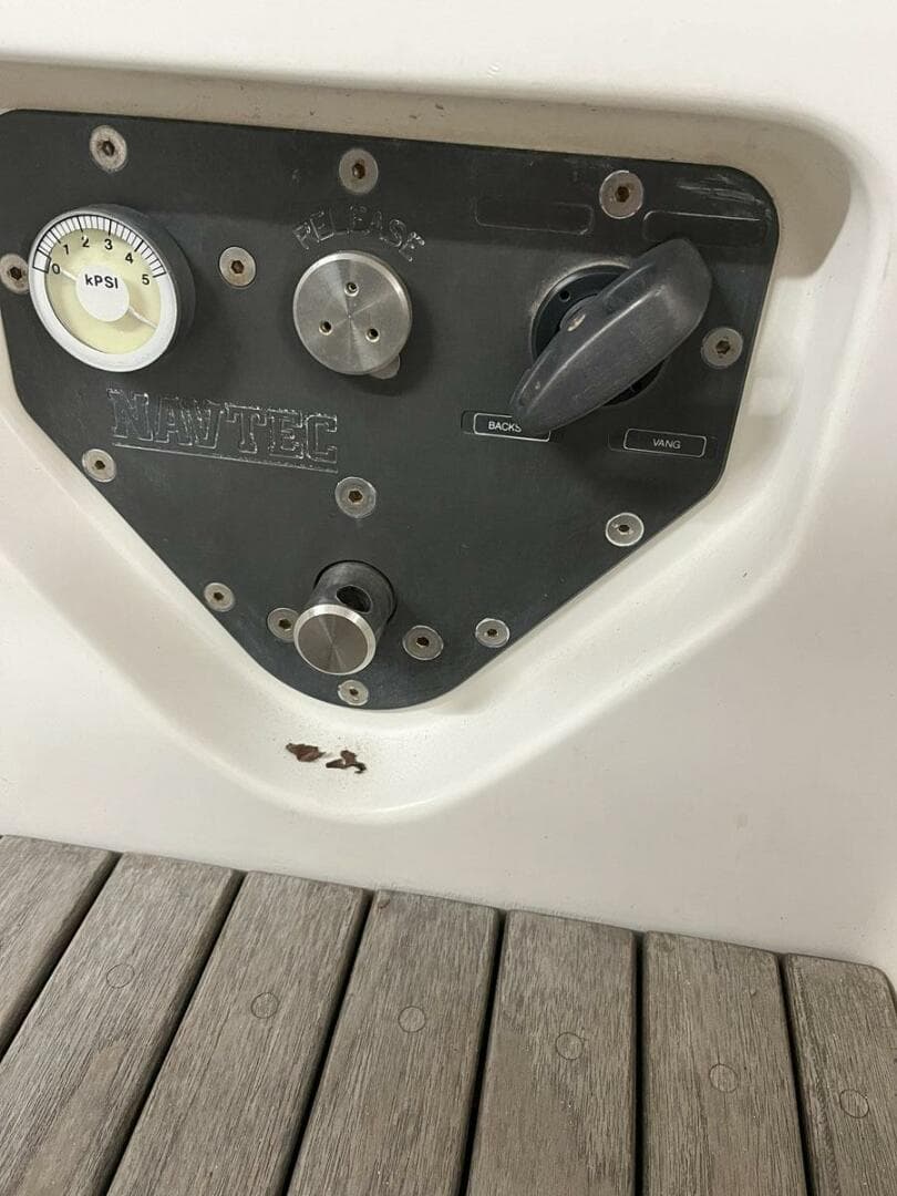 2001 Hinckley Sou'wester 59 CC Sloop