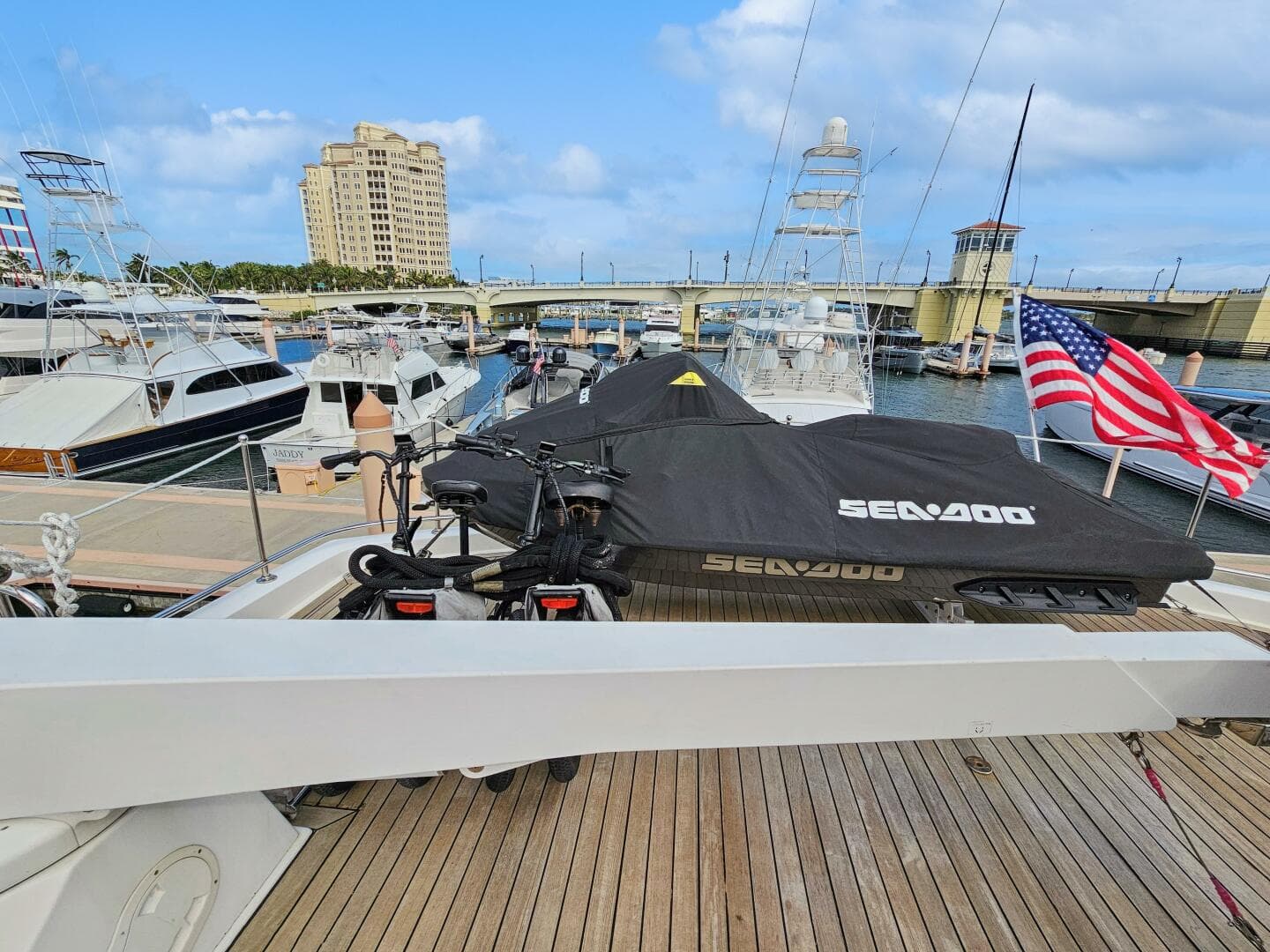 2010 Ocean Alexander 83