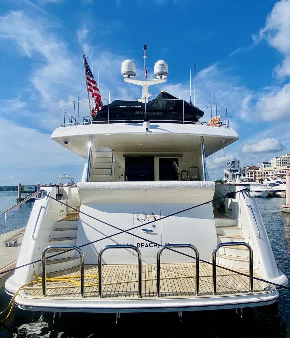2010 Ocean Alexander 83