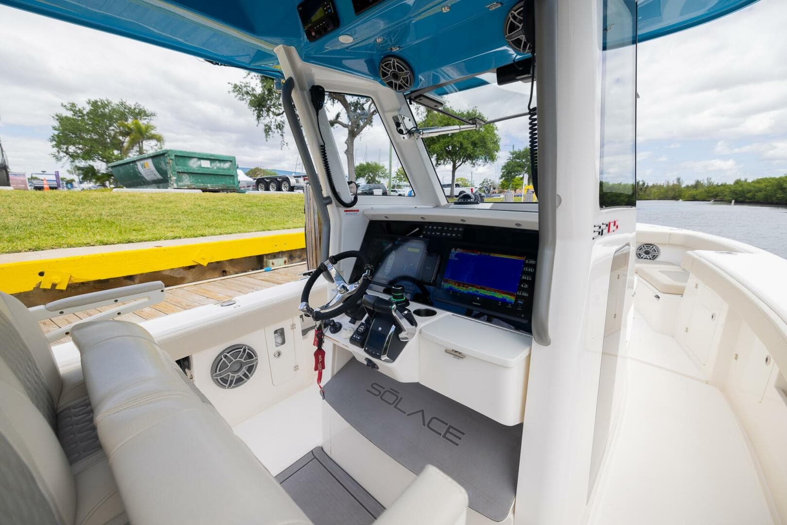 2023 Solace 32CS