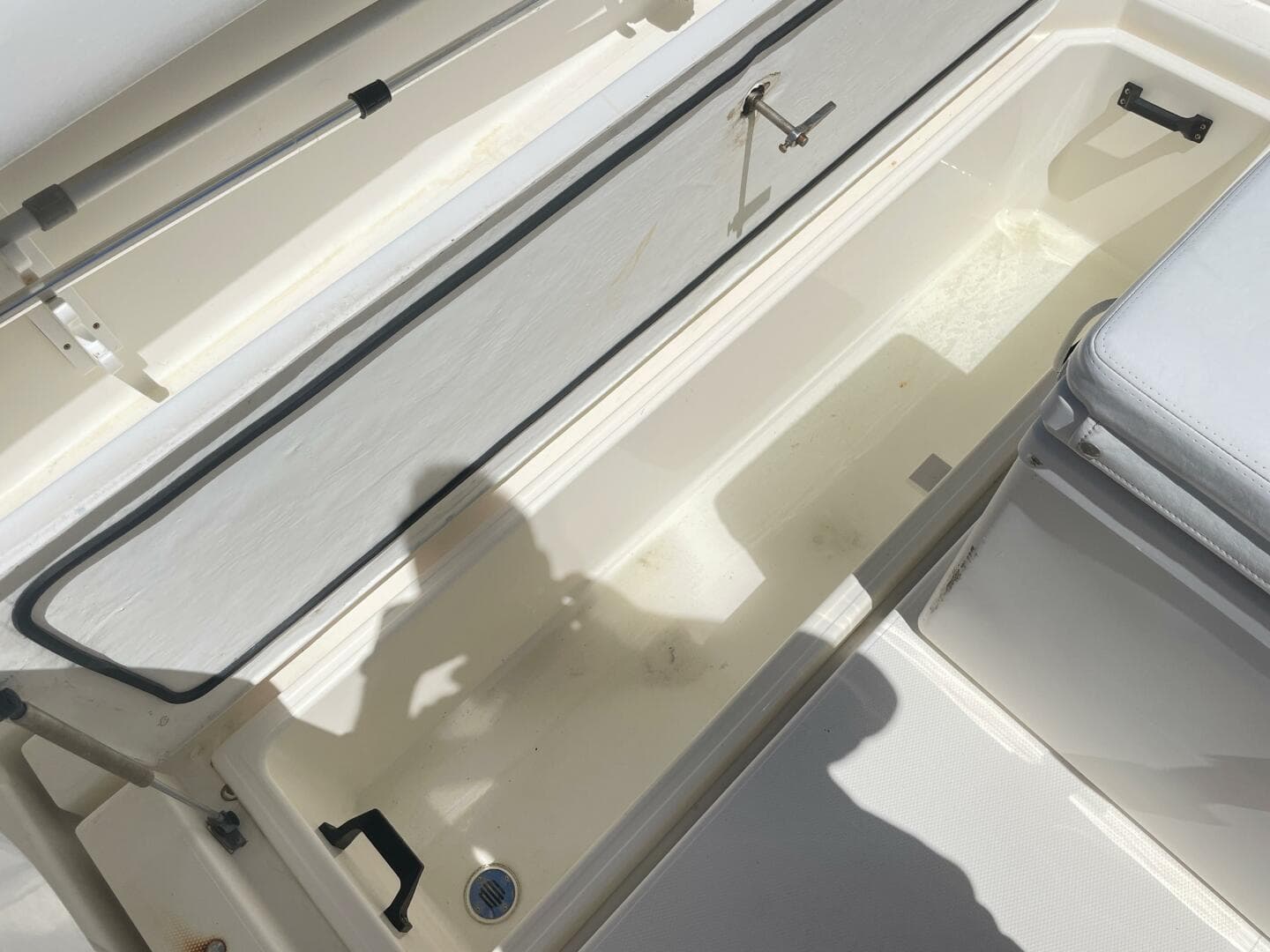 2007 Rampage 38 Express