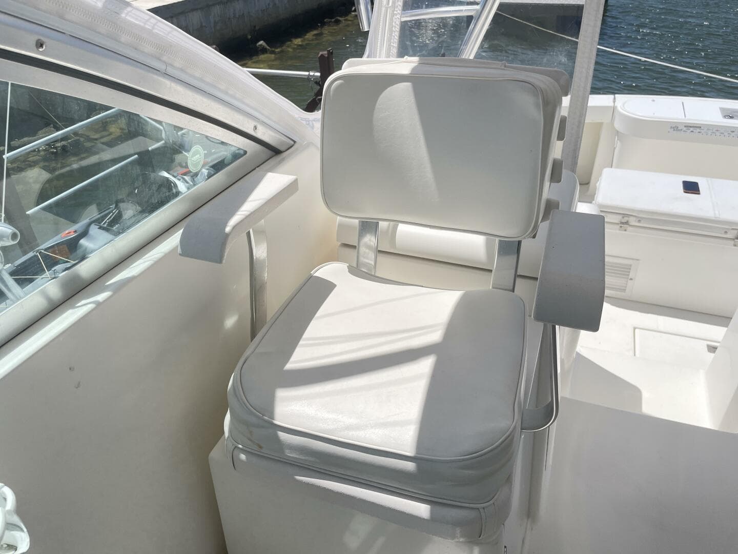 2007 Rampage 38 Express