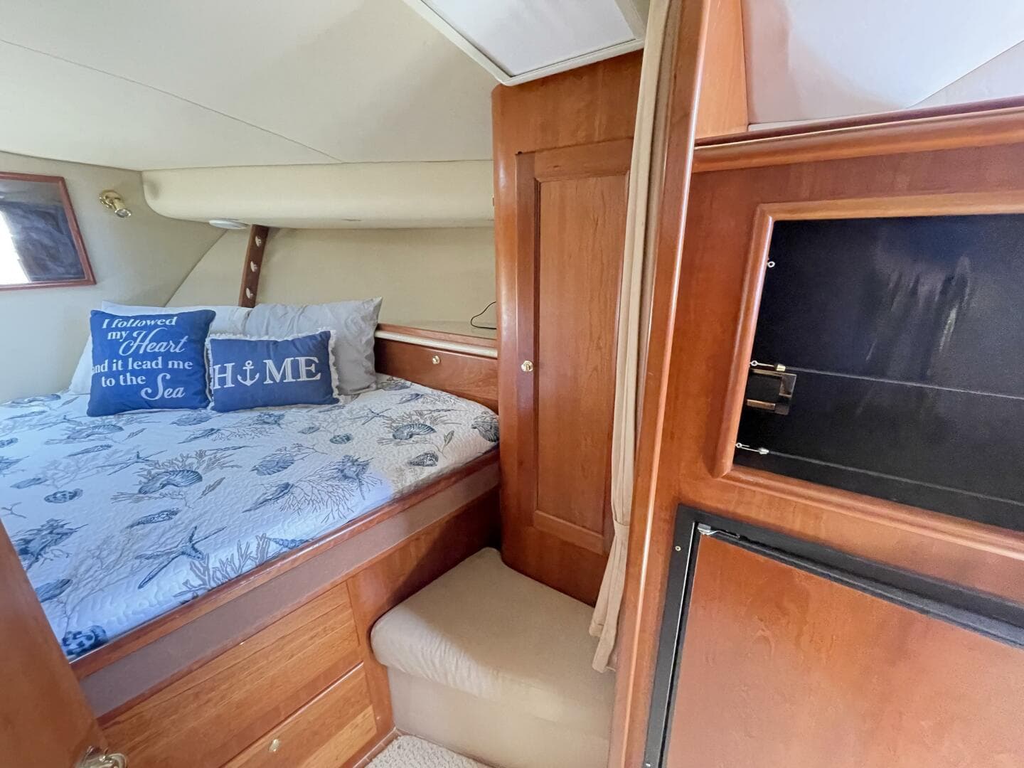 2007 Rampage 38 Express