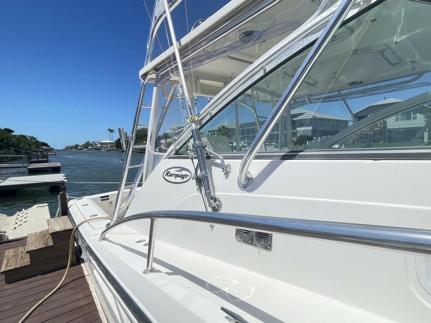 2007 Rampage 38 Express