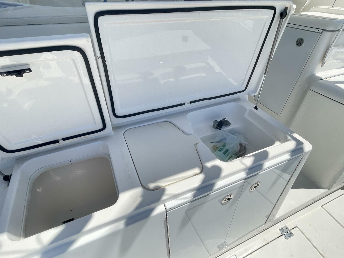 2007 Rampage 38 Express