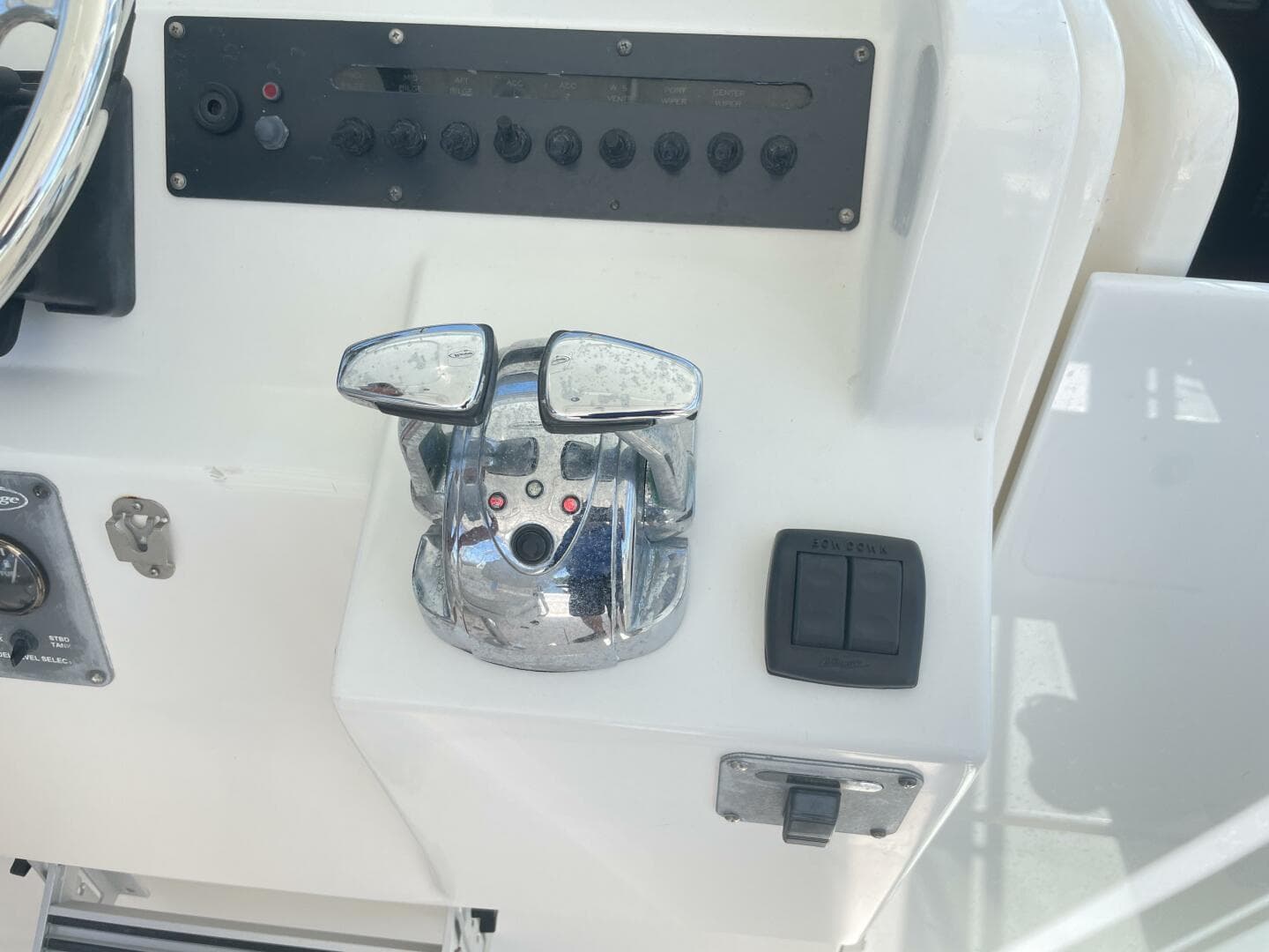 2007 Rampage 38 Express