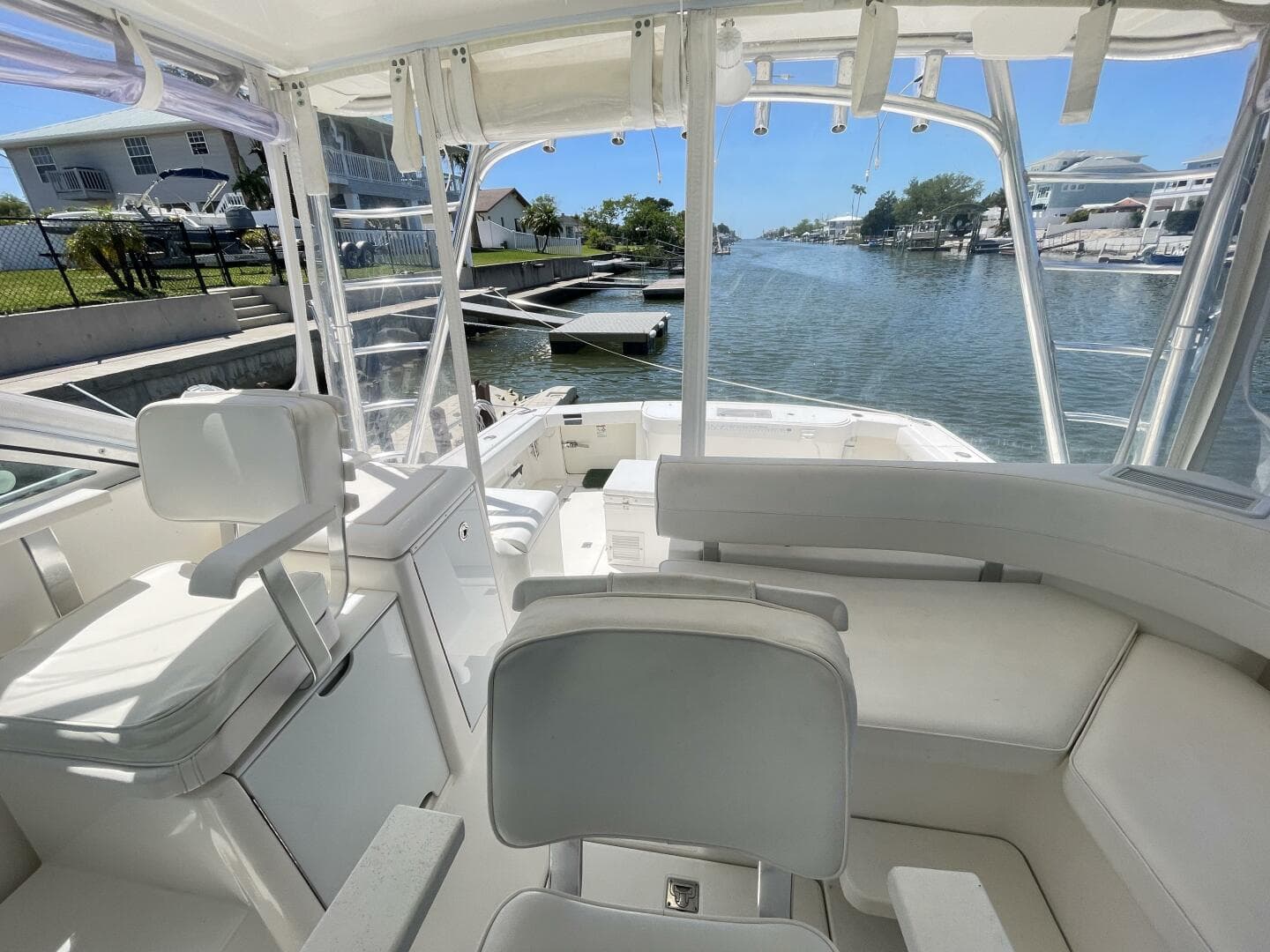 2007 Rampage 38 Express