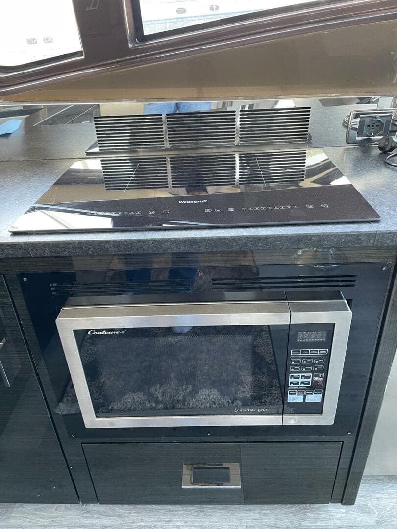 2013 Marquis 630 Sport