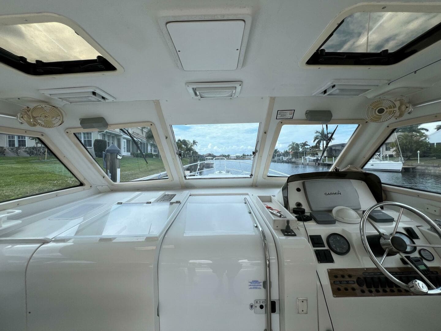 2000 Mainship Pilot 34