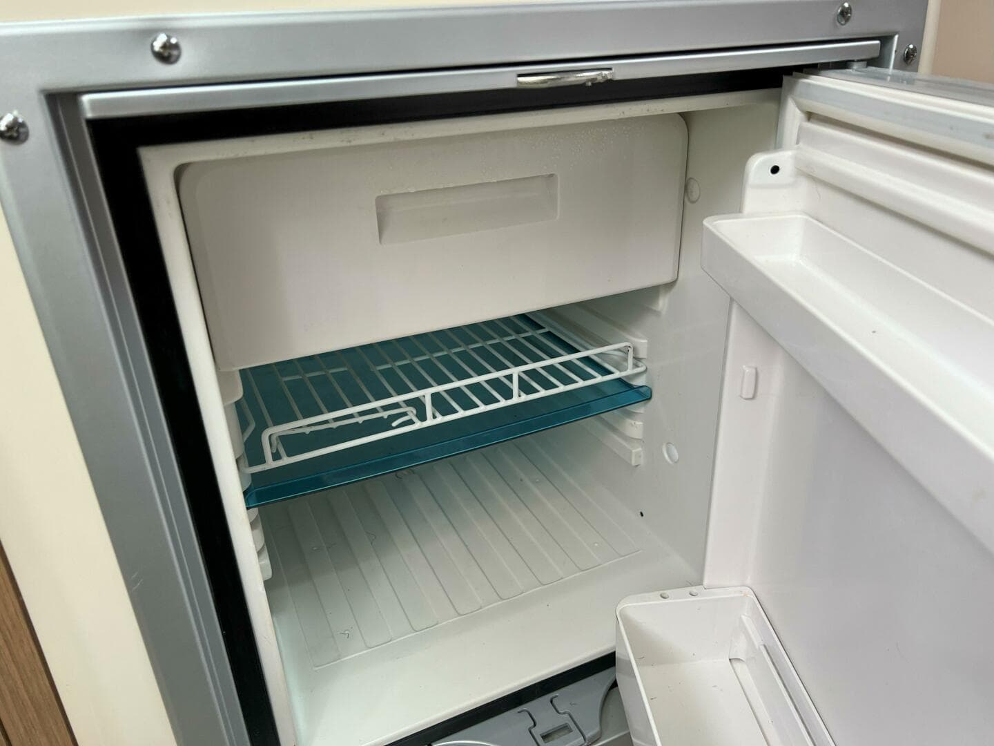 2017 Boston Whaler 285 Conquest