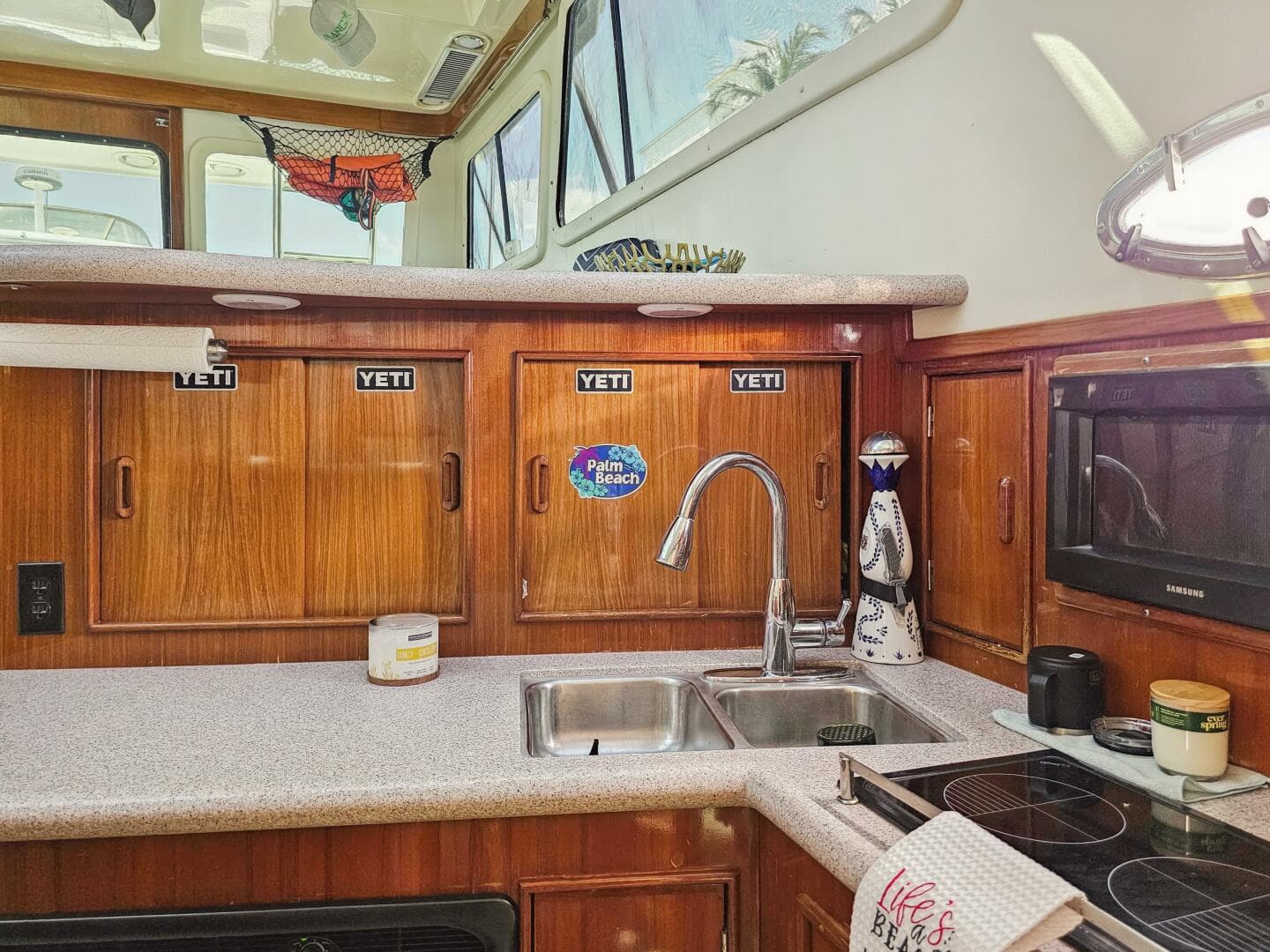 2001 Mediterranean 38 Convertible