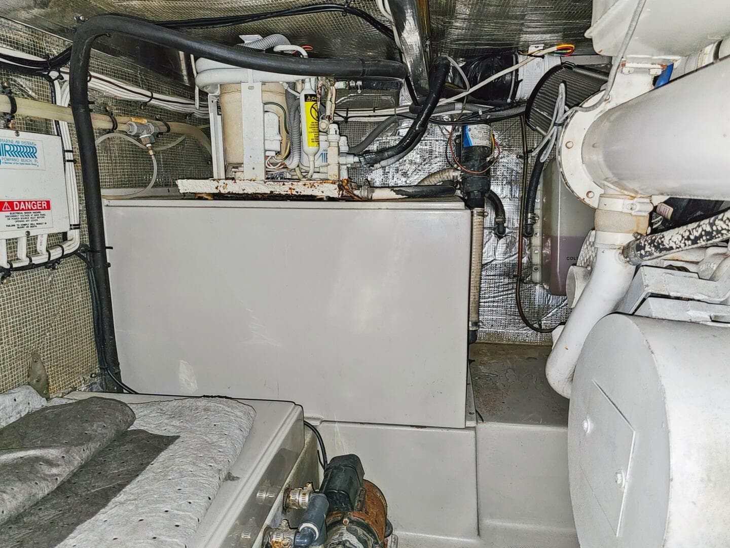 2001 Mediterranean 38 Convertible