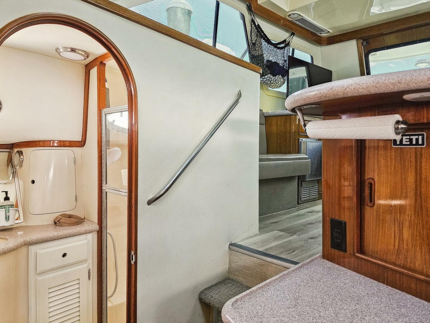 2001 Mediterranean 38 Convertible