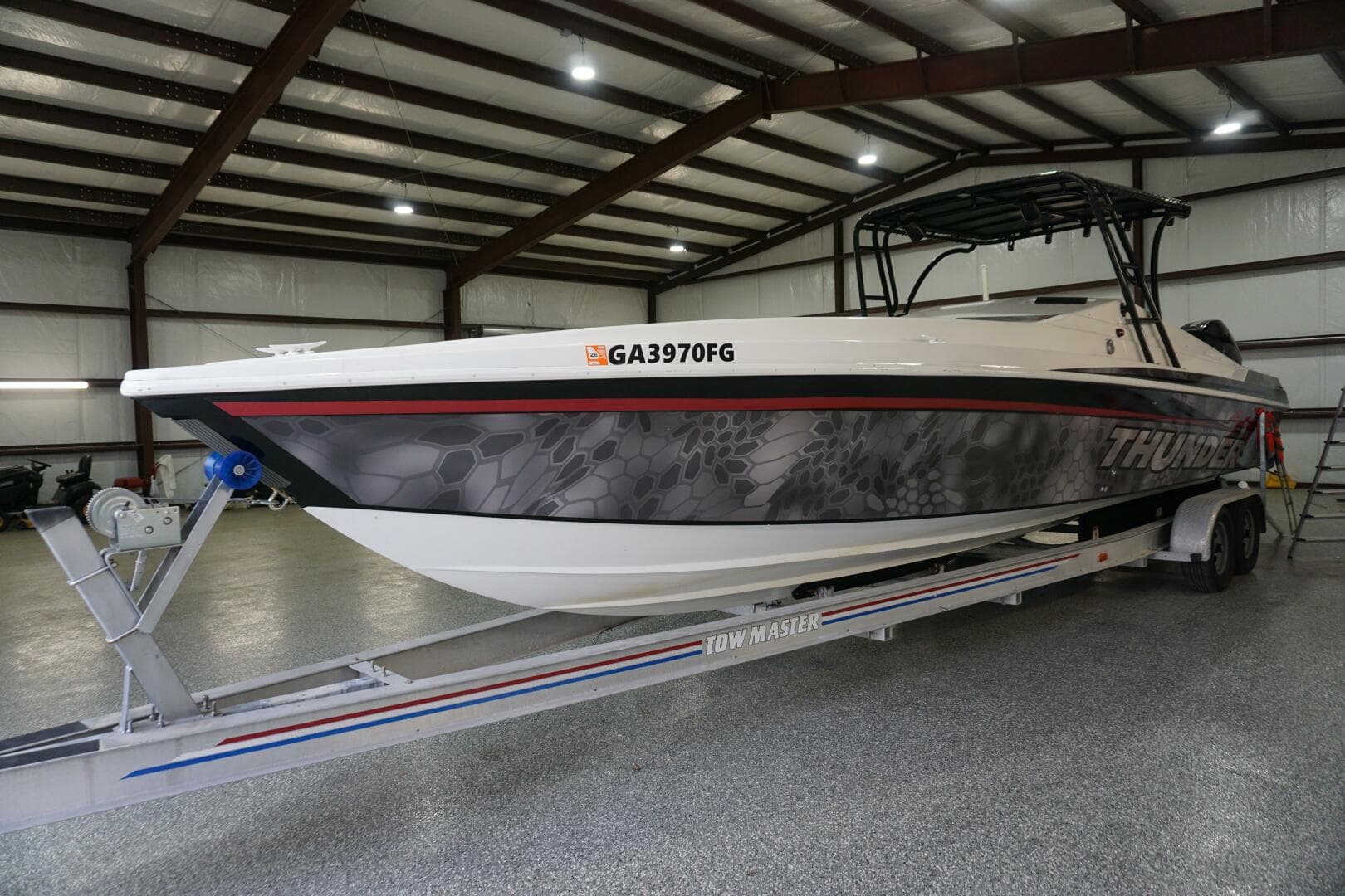 1998 32 Active Thunder 32 CC Ms. Rita Profile (1)