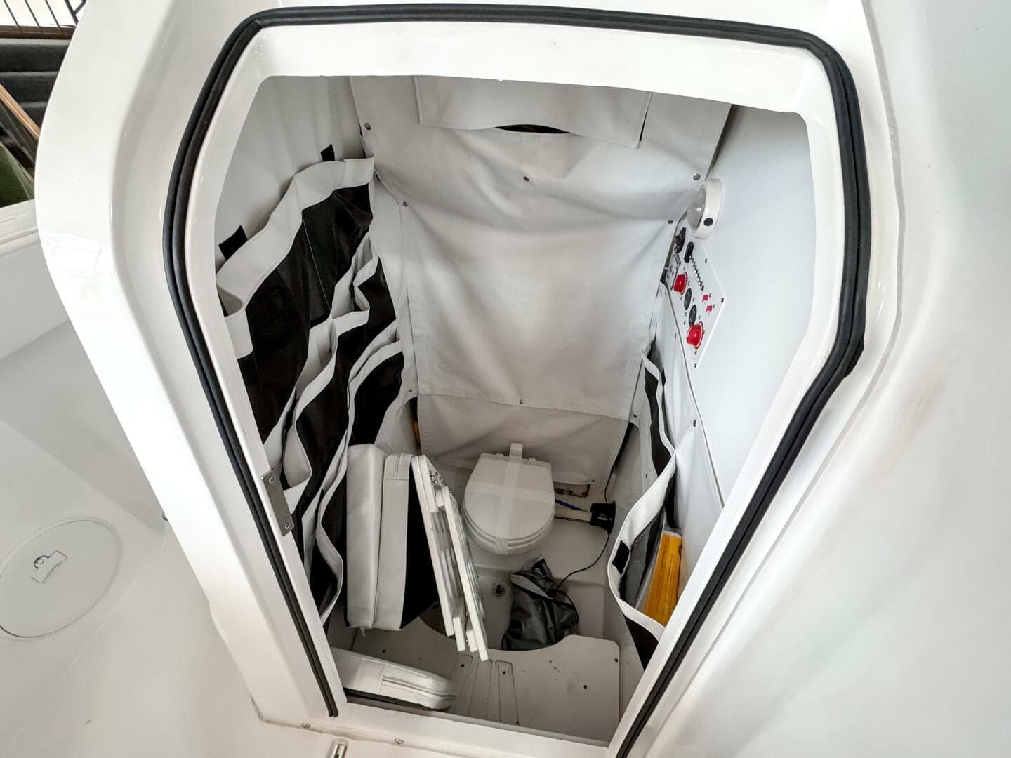 2024 Wellcraft 263 Fisherman