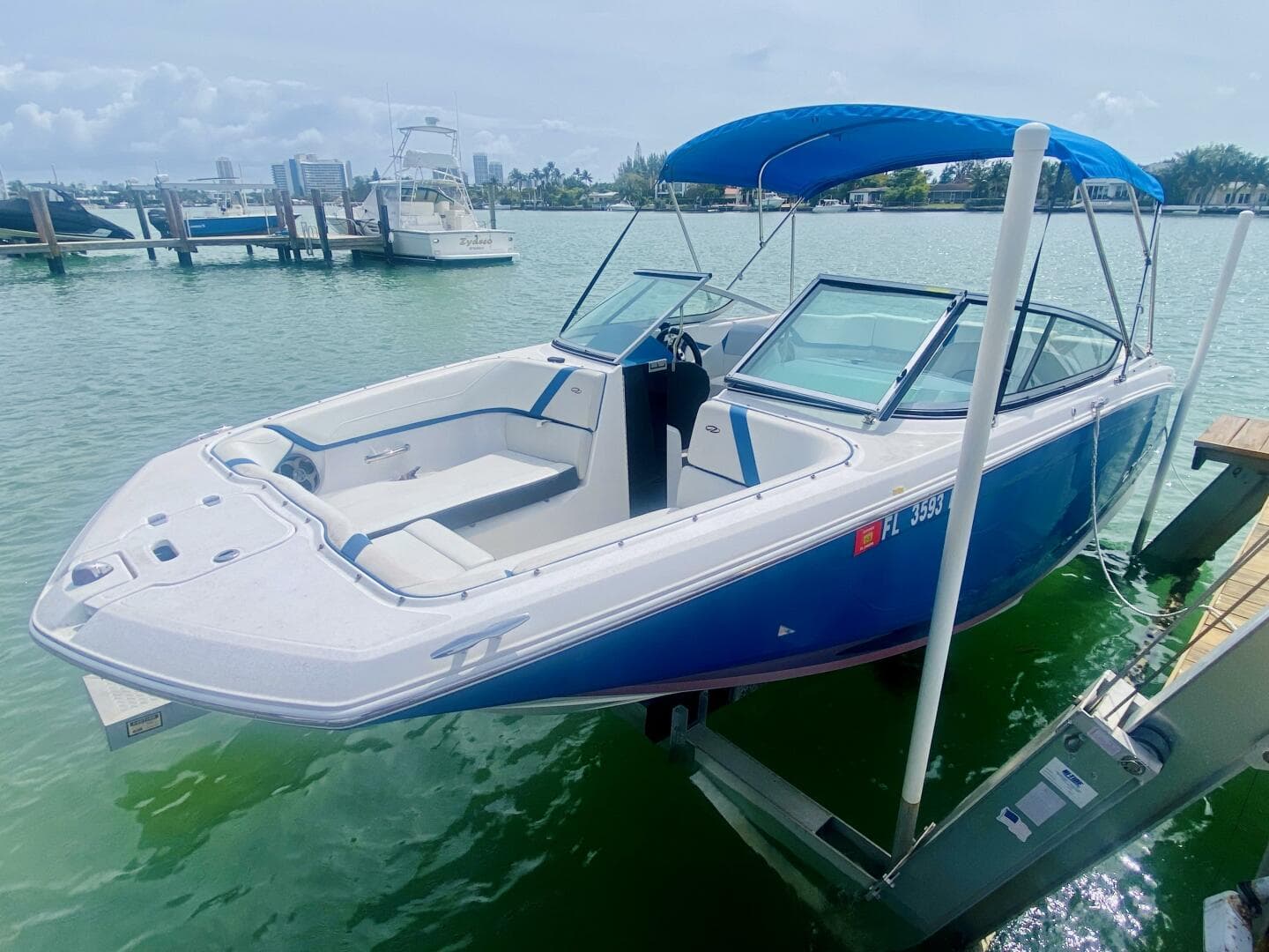 2016 Regal 22 Fasdeck