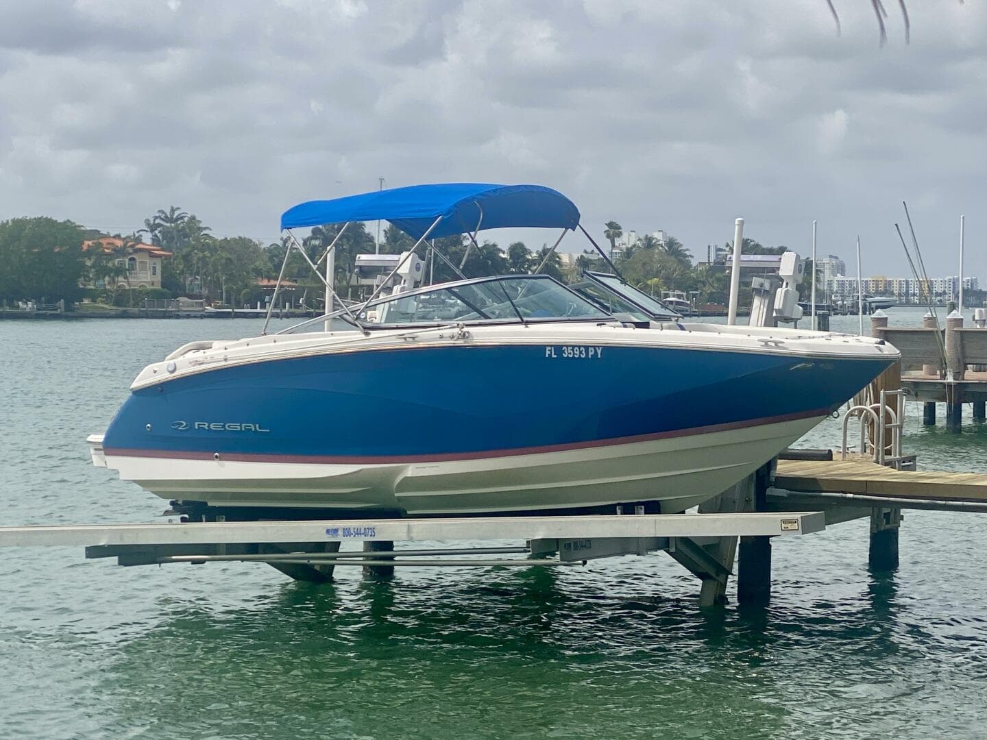 2016 Regal 22 Fasdeck