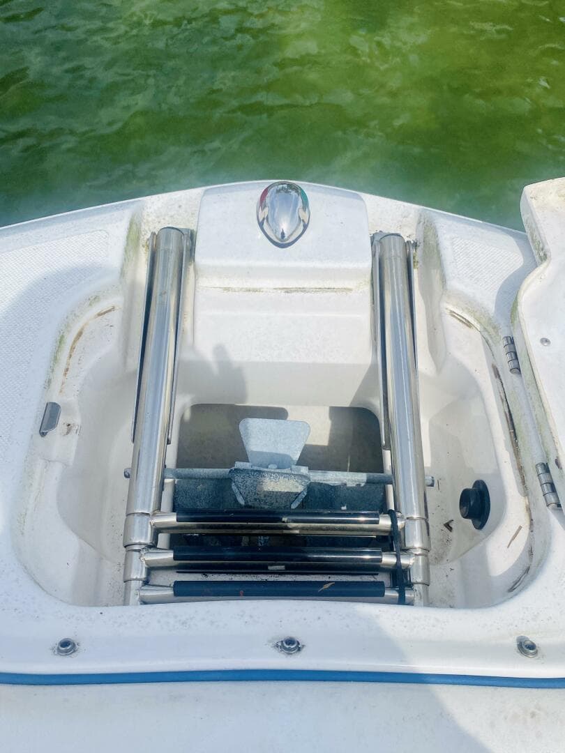 2016 Regal 22 Fasdeck