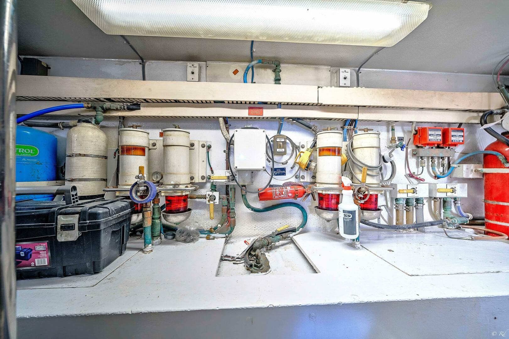 1998 Hatteras 60 Convertible