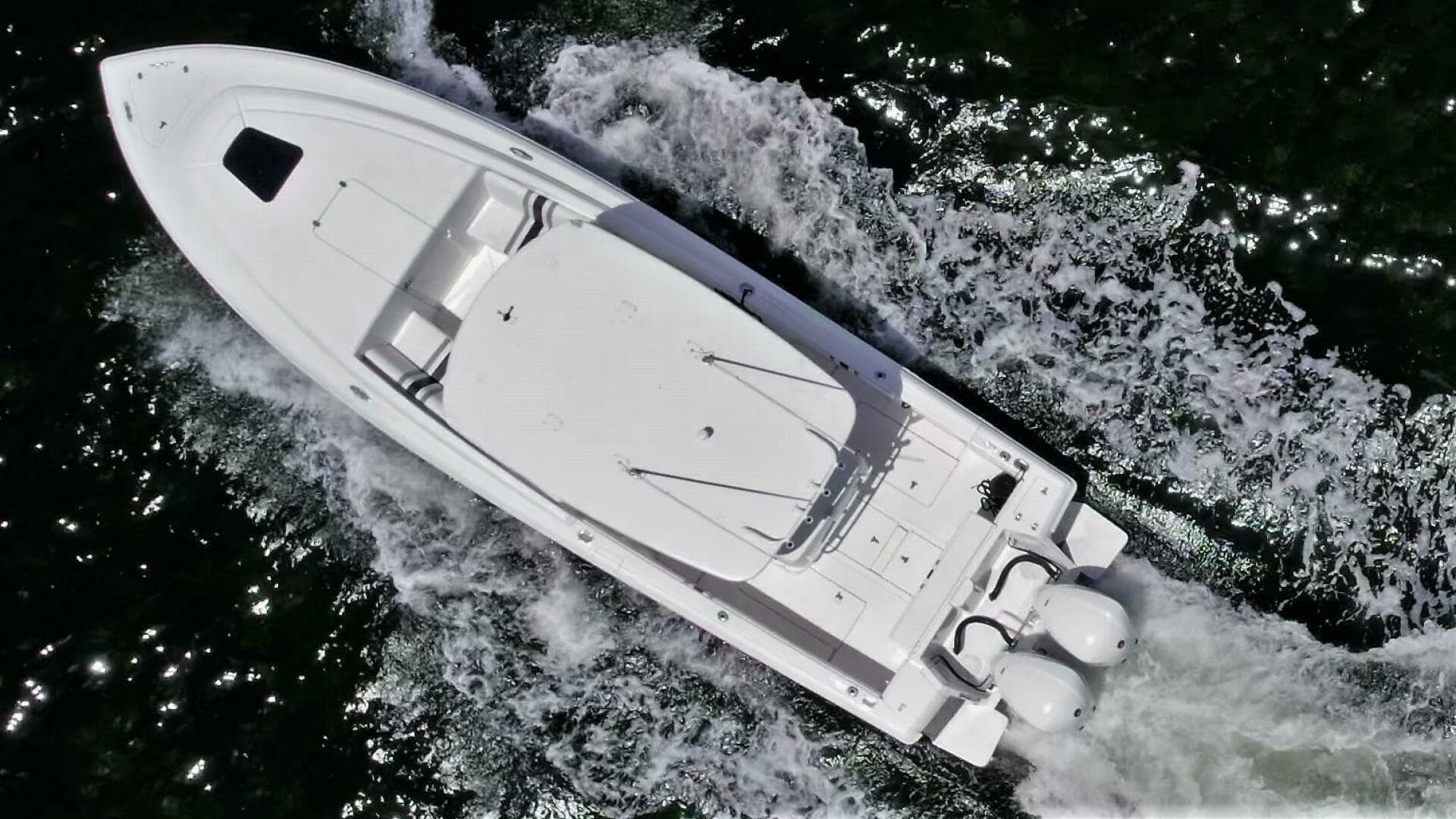 2011 Intrepid 323 Cuddy