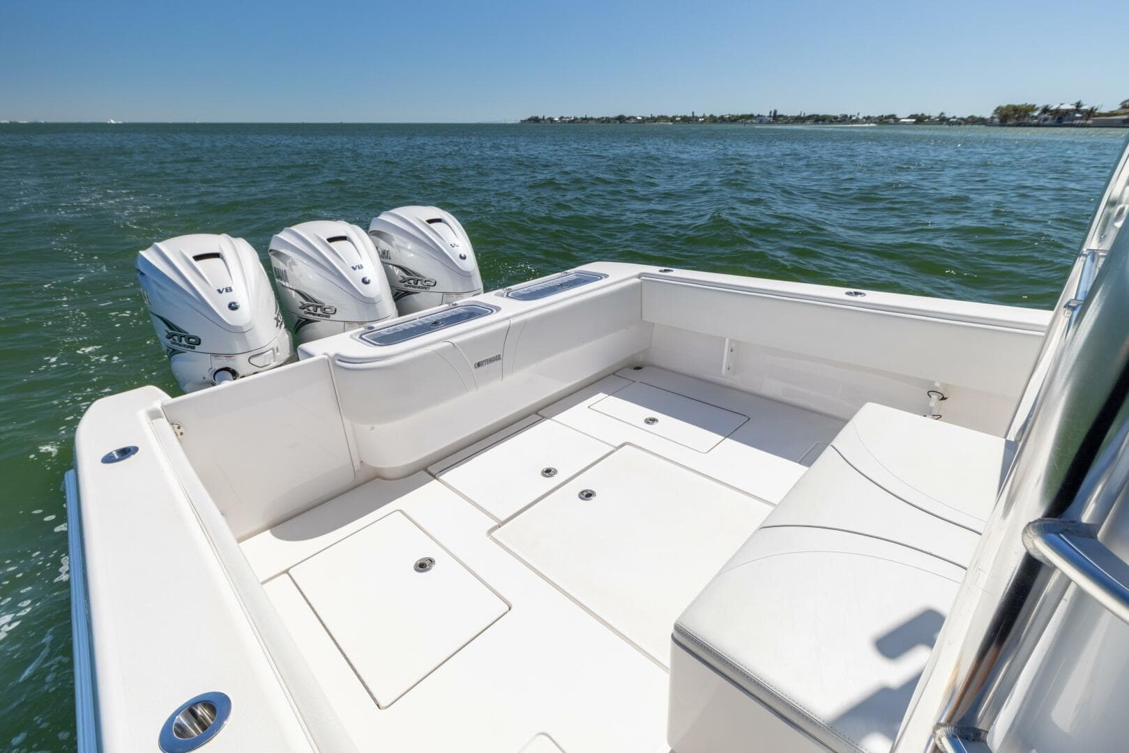 2021 Contender 39 FA