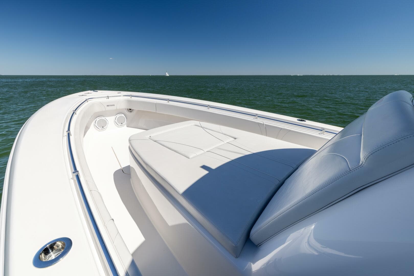 2021 Contender 39 FA