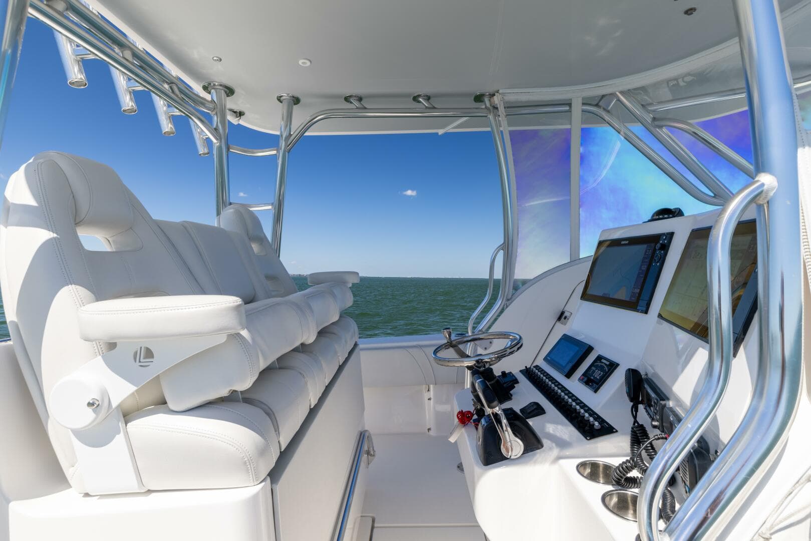 2021 Contender 39 FA