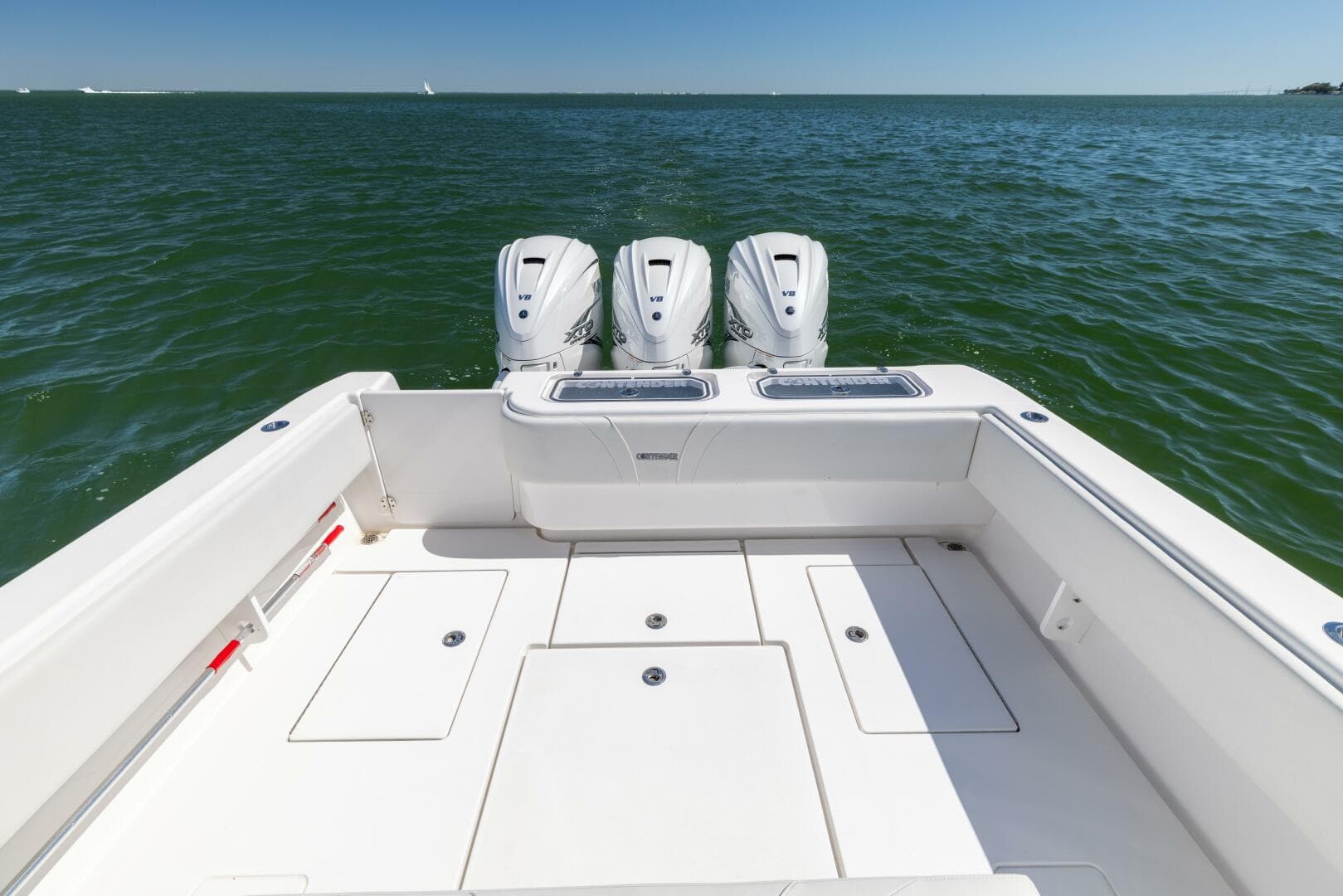 2021 Contender 39 FA