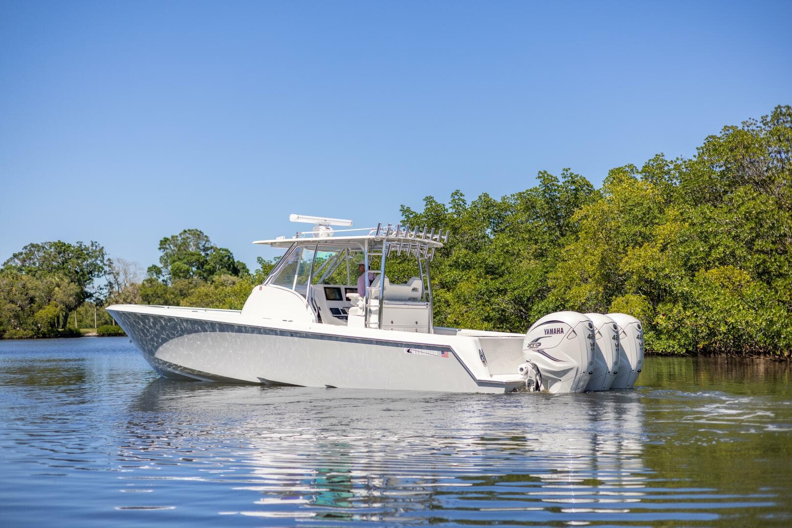 2021 Contender 39 FA